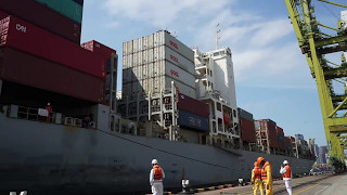 PSA Singapore - Through Our Eyes Part 1: Berthing of a Container Vessel