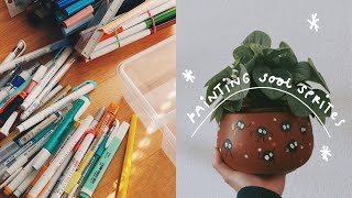 Painting studio ghibli soot sprites... on a pot! + Organising stationery