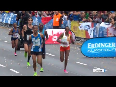 What a Photo Finish for the Victory at BMW BERLIN-MARATHON 2019