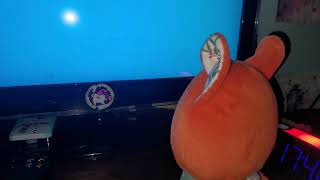 Foxy watches the THX Broadway logo