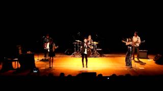 Welcome To The Party - Banda Melody ao vivo no Teatro Renascença