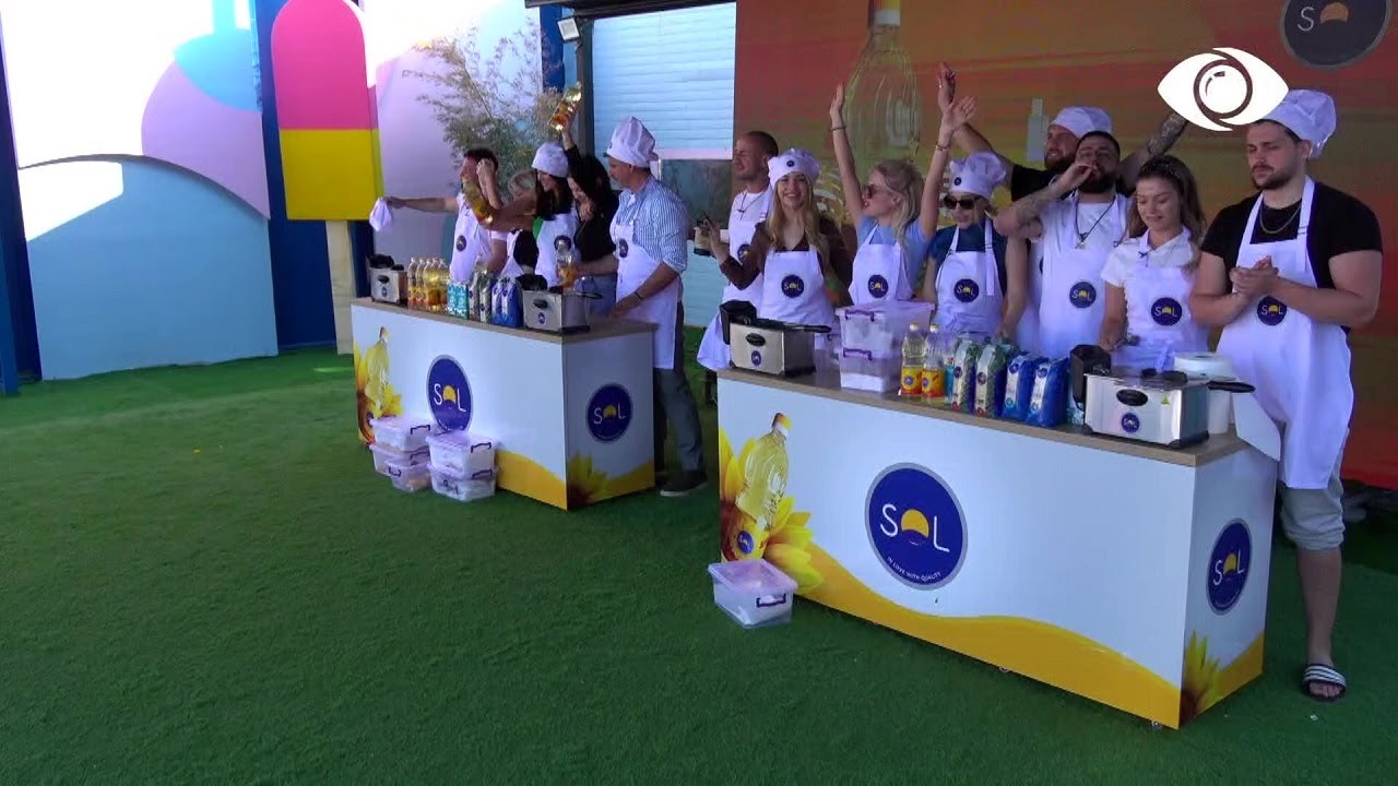 Gëzuar!/Banorët përfundojnë provën dhe urojnë festën muslimane