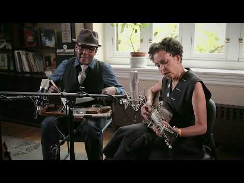 Piedmont Bluz Acoustic Duo - Needed Time (Lightnin' Hopkins) - Brooklyn Folk Fest - NYC