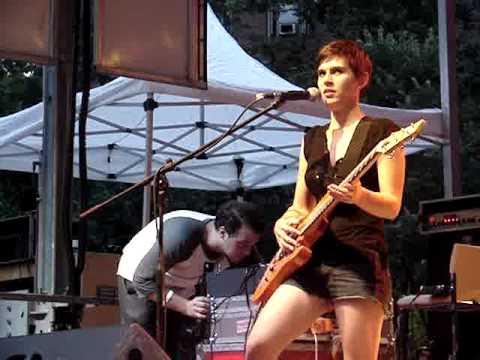 12/16 Kaki King - Banter - Talking about Fan-created Guitar Art Project