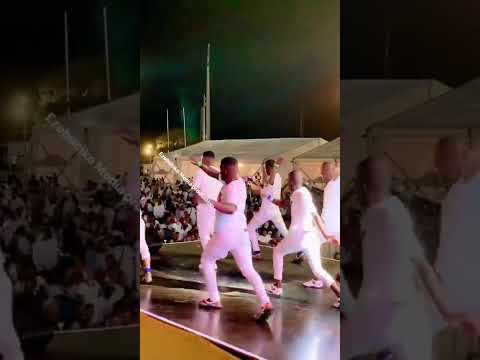 MAJONGOSI FT IMBONGI YASEBUKHOSINI ISITHA SIKABABA LIVE PERFORMANCE 