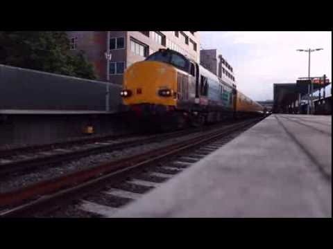 Direct Rail Services Class 37's depart Reading *HD*