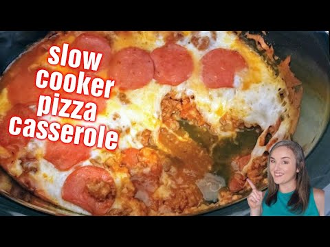 SLOW COOKER PIZZA CASSEROLE //  Lean and Green #slowcooker #pizza