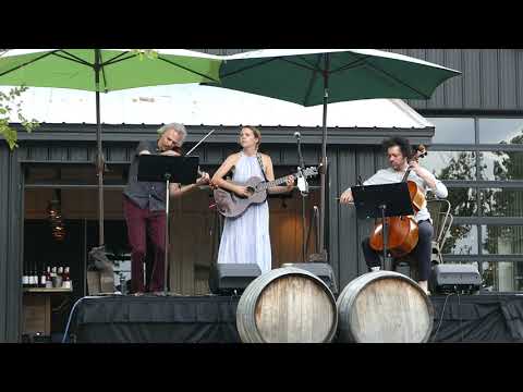 "Distress" (Crooked Still) Aoife O'donovan and Eric and Colin Jacobsen at Black Birch Vineyard
