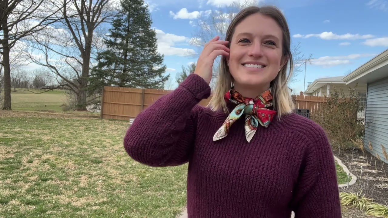 Review of PoeticEHome 100% Pure Mulberry Silk Square Scarf 27