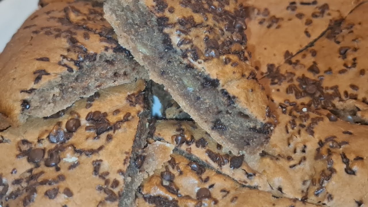 THE BEST CHOCOLATE BANANA CAKE EVER | GATEAU BANANE 😋😋😋 #food #africa #cake  #chocolate