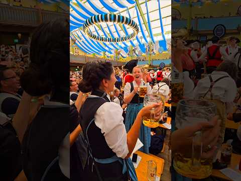 Is this the best Oktoberfest song? 🍻🇩🇪 #oktoberfest #einprosit #greatesthits