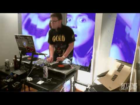 SkylineSessions.TV 009: J-Hilla [Green Villain | RWD.FM]