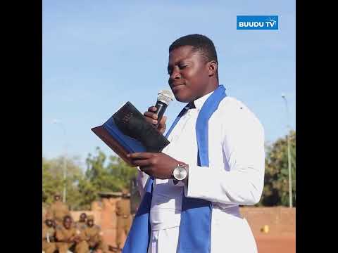 Choco B lit la bible selon sa part de vérité