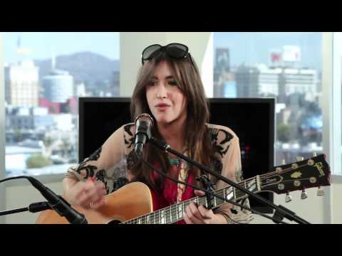 Live On Sunset - Kate Voegele 'Sandcastles' Acoustic Performance