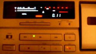 Sony TC-K909ES while recording a minidisc played by a MDS-JA333ES