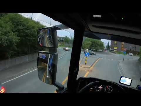 POV  Driving Scania S580 V8 pure sound through Trondheim, Norway.