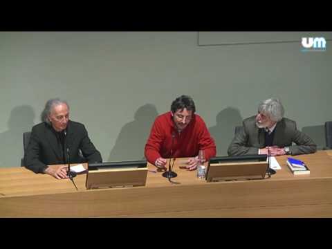 Pulire le fughe con acqua Bambino 2 anni mal di schiena