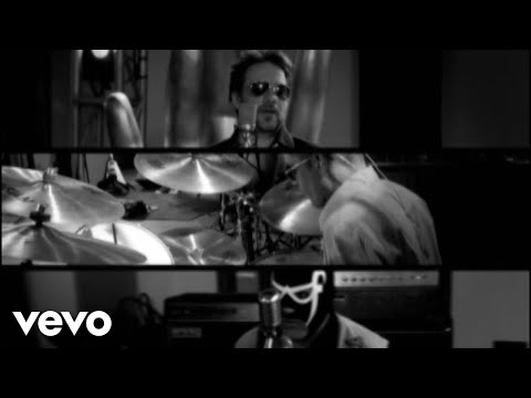 Videoclip de Surfer Calavera (Versión Remasterizada 2008) — Los Fabulosos Cadillacs