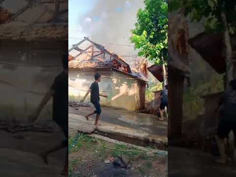 Tebakar Ketika Ditnggal ke Warung