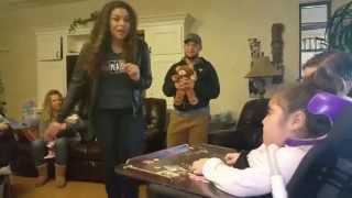 Jordin Sparks sings Team Umizoomi to Viviana