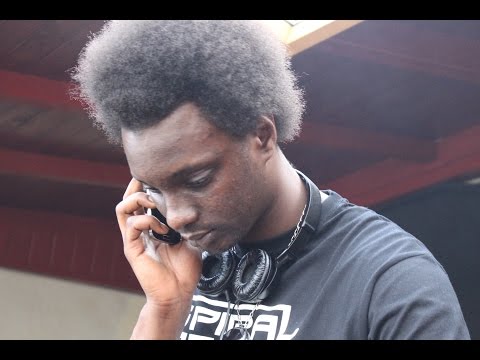 E01S01-CONCERT SPIRAL PROD Bad'M - High Tech