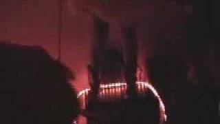 Cansei de Ser Sexy - Meeting Paris Hilton