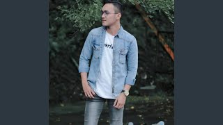 Download lagu Marantau Manyambuang Hiduik mp3 Download lagu Marantau Manyambuang Hiduik mp3