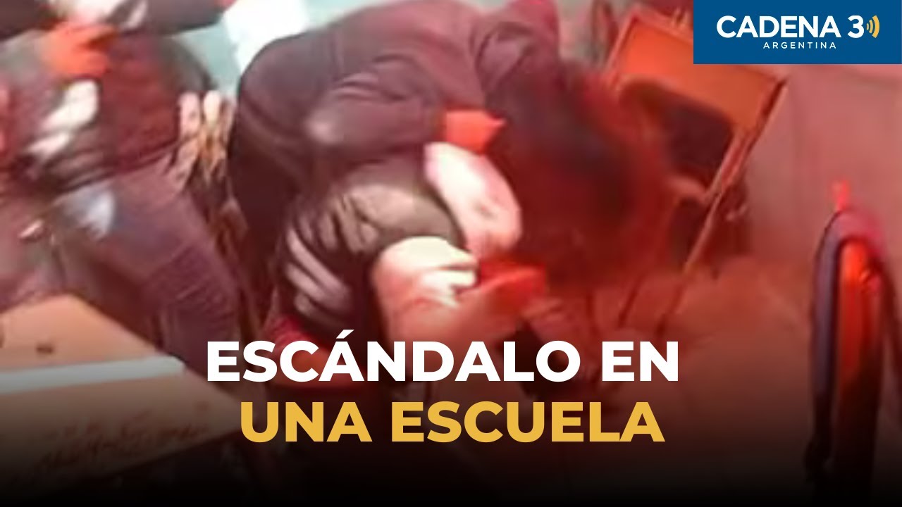 Brutal agresión escolar: madre de una alumna ataca a otra con una cadena | Cadena 3 Argentina