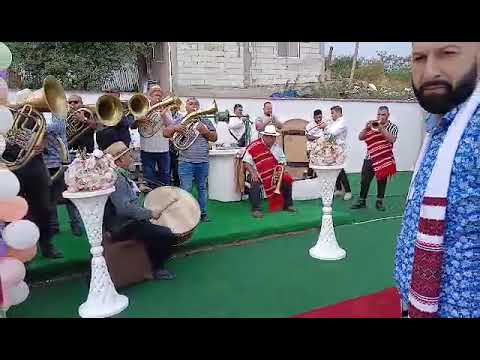 Fanfara lui Raducu de la Valea Mare Tel. 0756834045