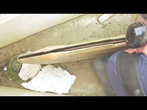 Eps. 5.1 - Stuck Centerboards, Cockpit Soles & Cabin Paint.