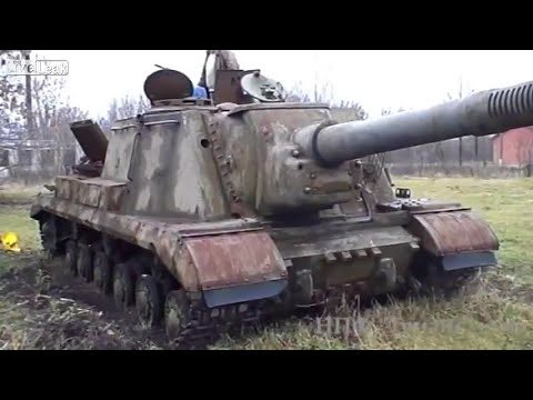 Start up (ISU-152) heavy tank destroyer after 65 years