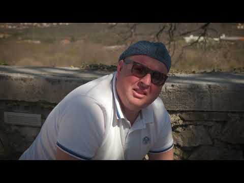 Oštija S02E02 - Pop bez dela da i jarići krsti