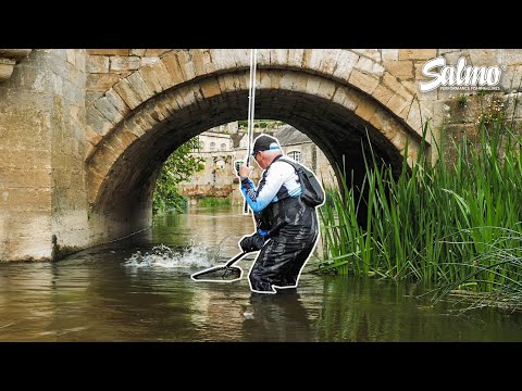 How to catch chub on crankbaits | Learn how to fish for chub using hardbaits like the Salmo Hornet