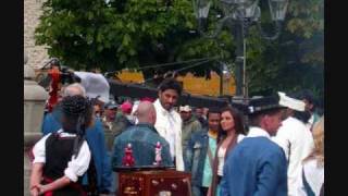 Download lagu Rani and Abhishek mp3