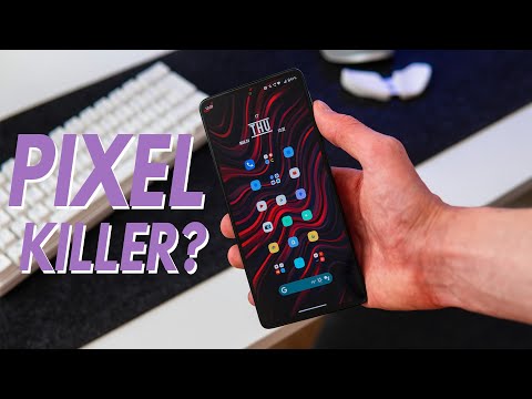 The BIGGEST Surprise of 2022? Motorola Edge 30 Pro Review