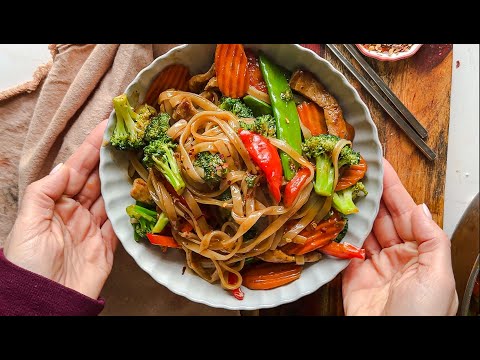 Noodle Veggie Stir Fry - 20 Minute Recipe