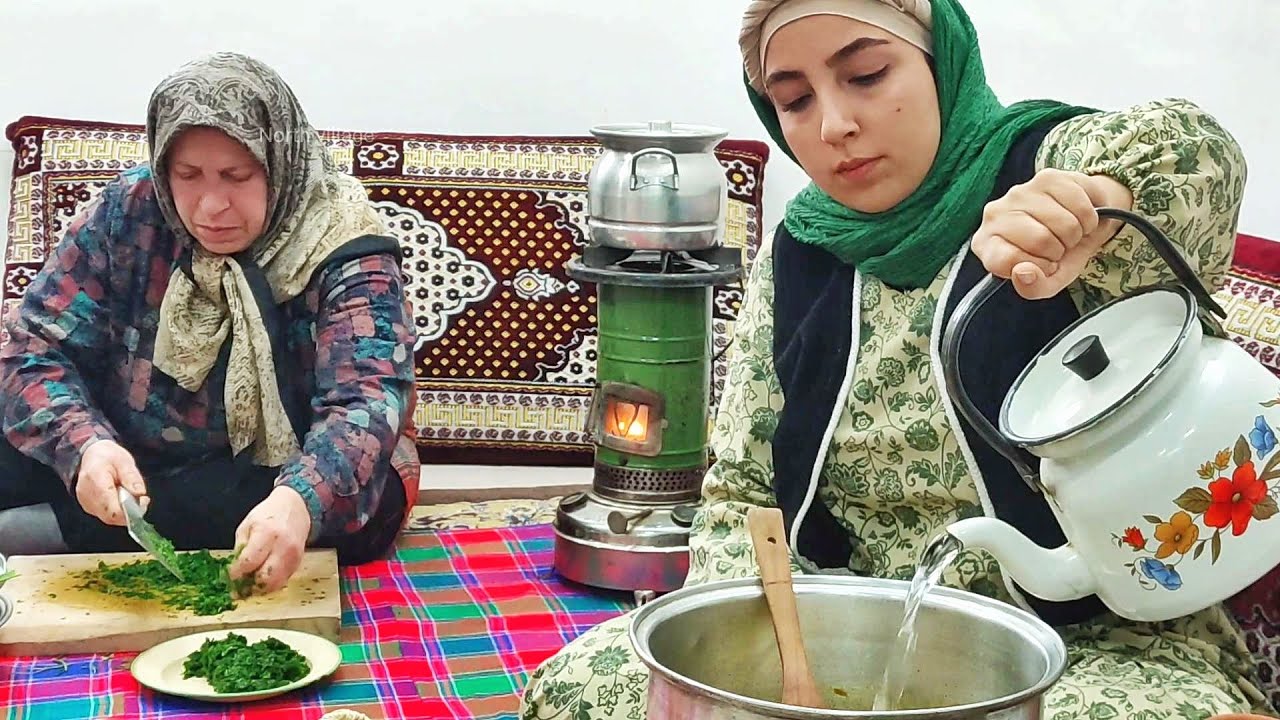 Cooking an Azerbaijan dish (tomato ash) on a cold winter day | Rural life Videos