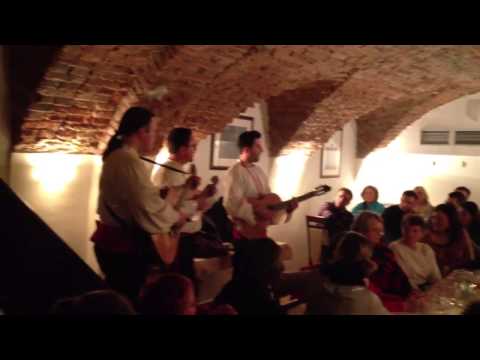 Klapa Bevanda u restoran "Lanterna na Dolcu"