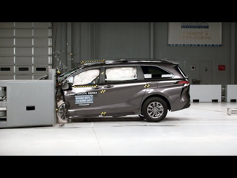 Toyota Sienna 2021 prueba de choque por la IIHS