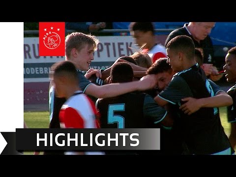 Highlights Feyenoord O15 - Ajax O15