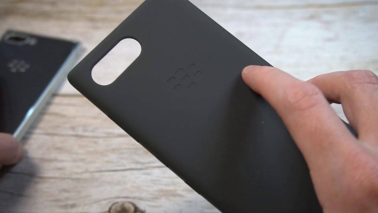 Official BlackBerry Soft Shell Case for BlackBerry Key2 Unboxing and Review