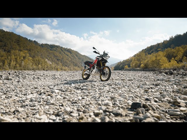 Aprilia TUAREG RALLY | Shaped by the dunes, ready for the riders