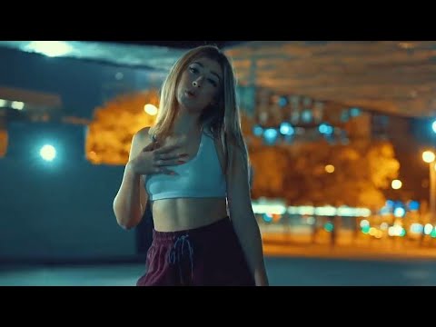 Elilluminari ft. Blondie - Sin Condón(1080P_HD)