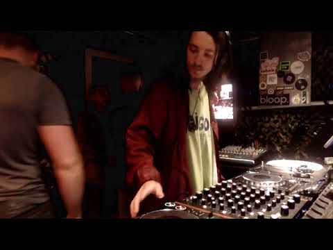 241 Sessions w/ Broken Neon + Guest Jake Beautyman - 18.08.20