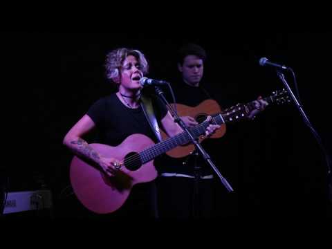 Amy Wadge and Luke Jackson Coolham live 04.02.2017