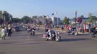 preview picture of video 'Kenosha's Harley 110th anniversary parade'