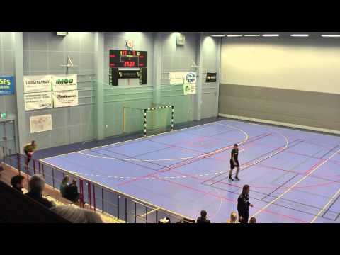 2013 11 27: Kungälvs HK - HK Drott Halmstad