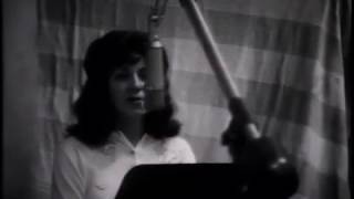 Dottie West in the recording studio 1963 promotional film Willie Nelson&#39;s Touch Me