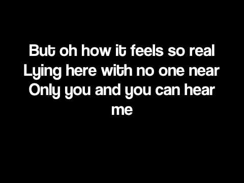 Tiny Dancer - Elton John (LYRICS ON SCREEN)