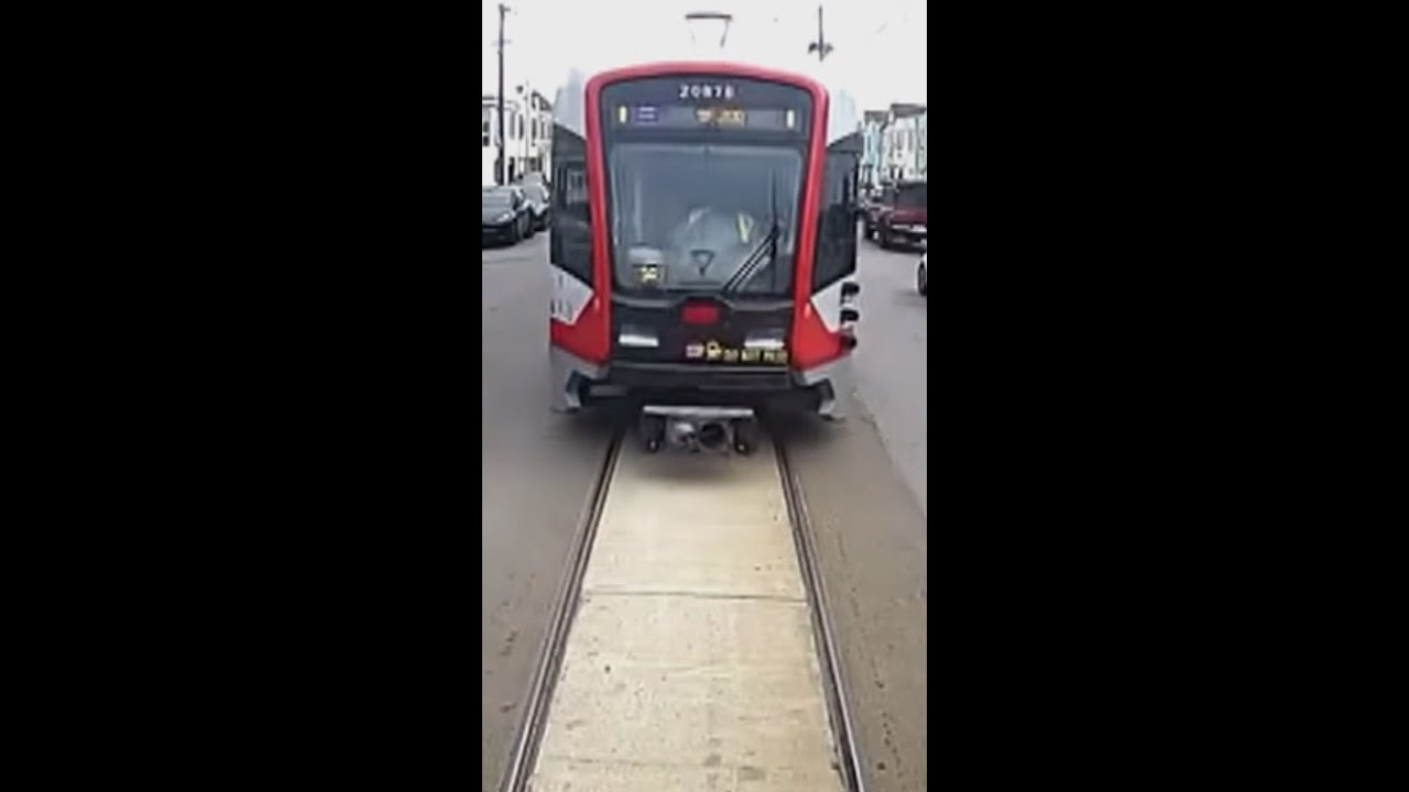 Video: Muni operator appears to nod off before empty L Taraval trains collide near SF Zoo